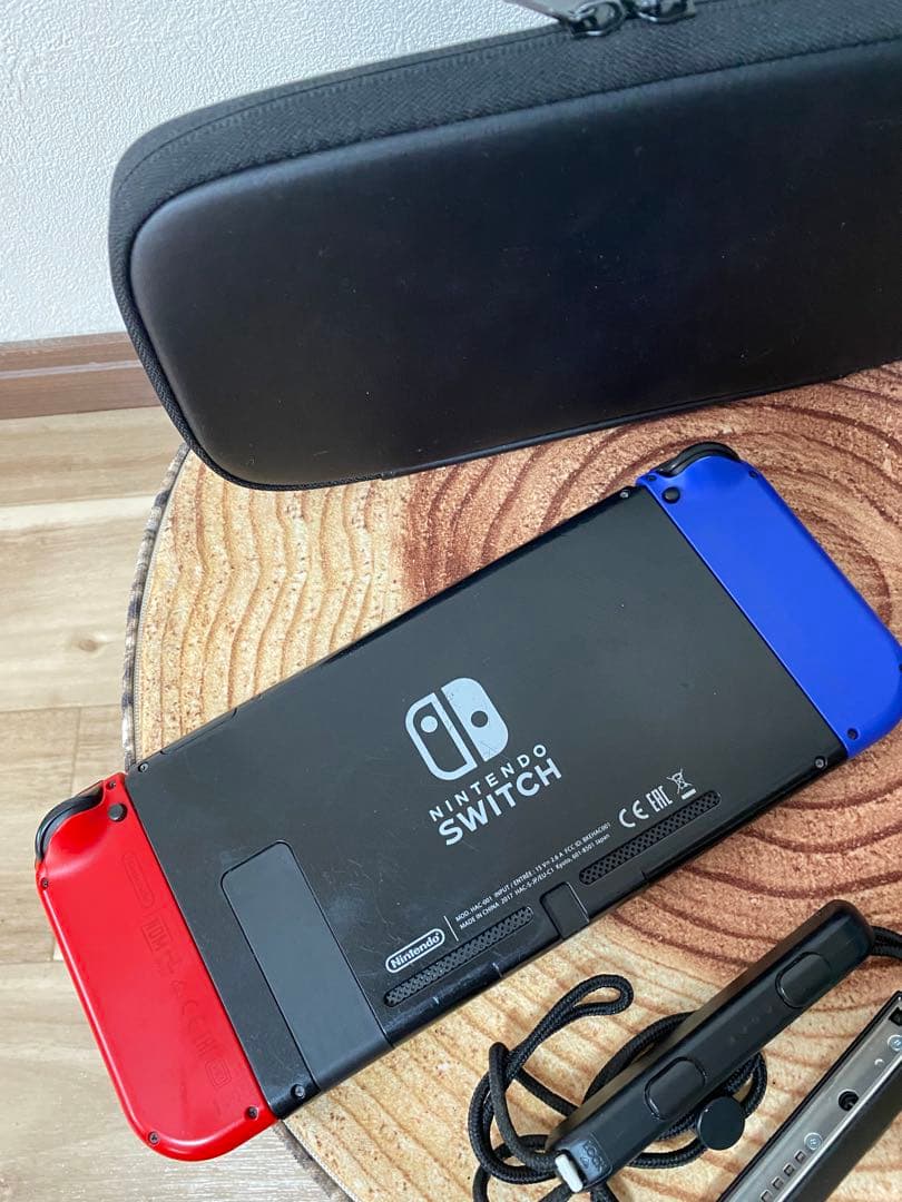 Nintendo Switch ニンテンドースイッチ本体　BLU/RED箱無し