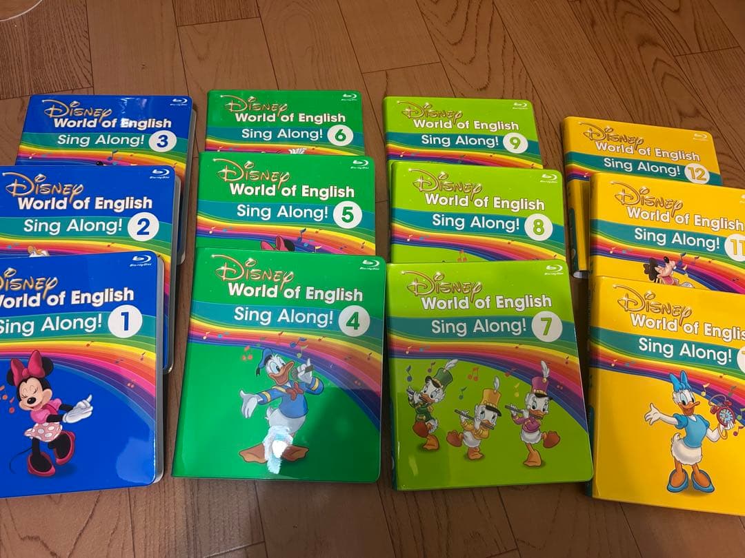 DWE シングアロング　最新版ブルーレイ　CD、ブック、ガイド、ポスター付き