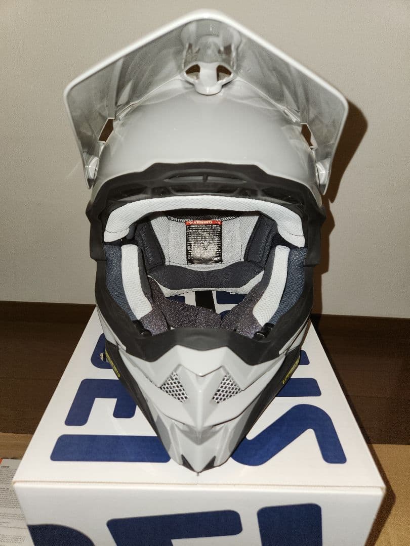 SHOEI VFX-WR 　クレヨンカラー