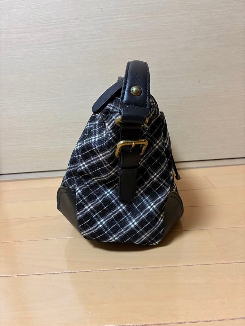 バーバリー　ショルダーバッグ　ブラックチェック