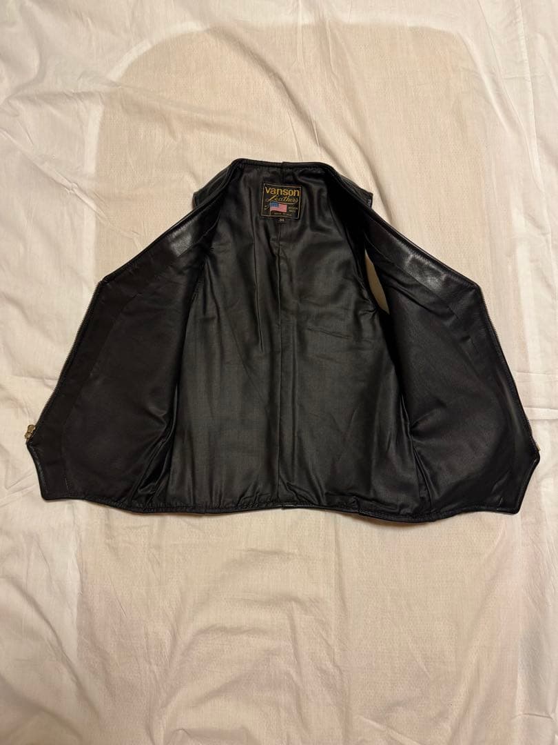 Vanson 黒 レザーベスト USA製　34インチ　ジッパータイプ