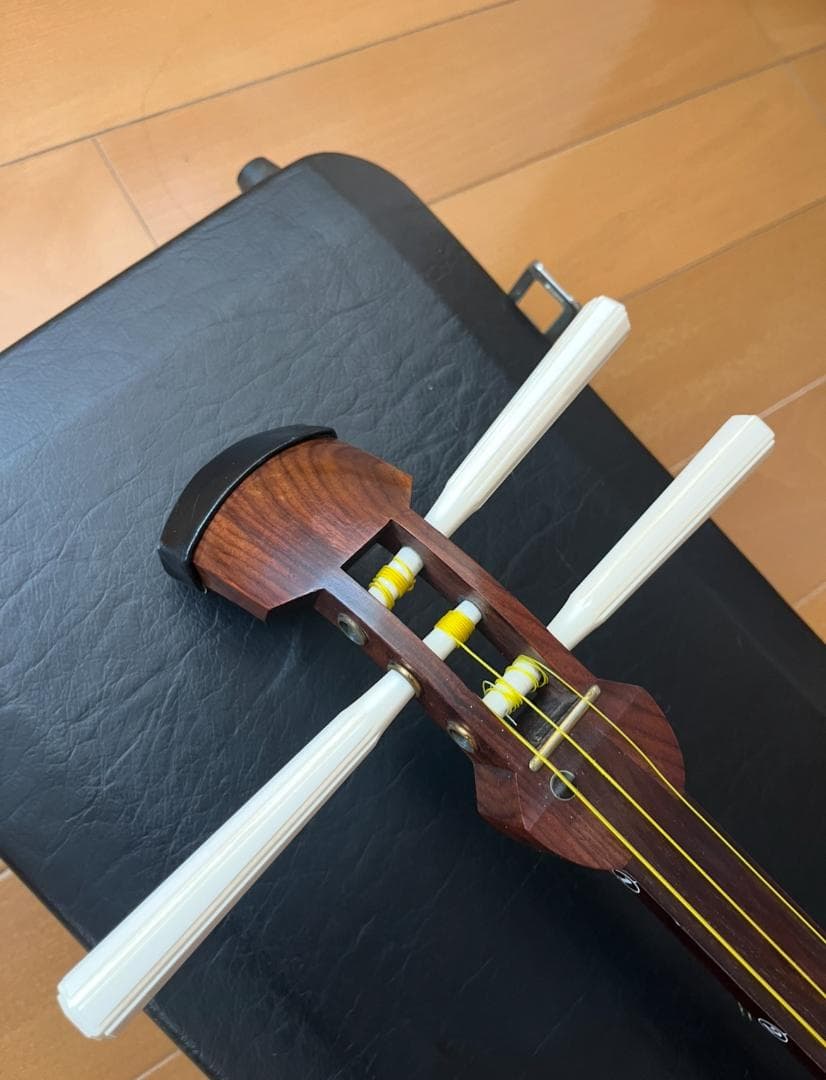 【美品】三味線・ハードケース付き・長唄