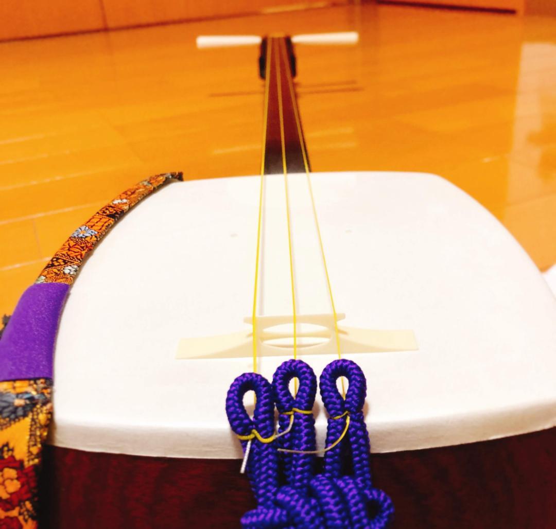 【美品】三味線・ハードケース付き・長唄