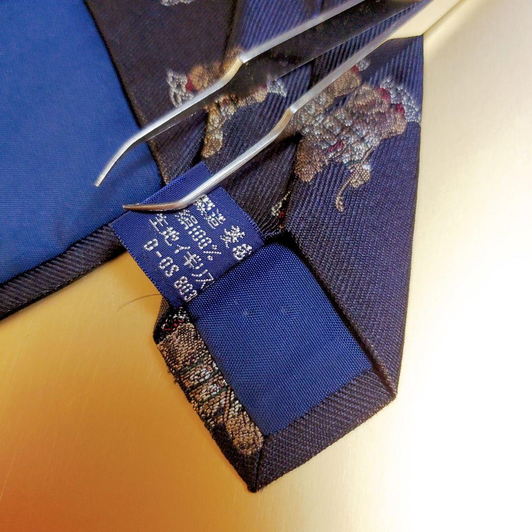 ポロラルフローレン　ゴルフ　くま柄　紺色　ネクタイ