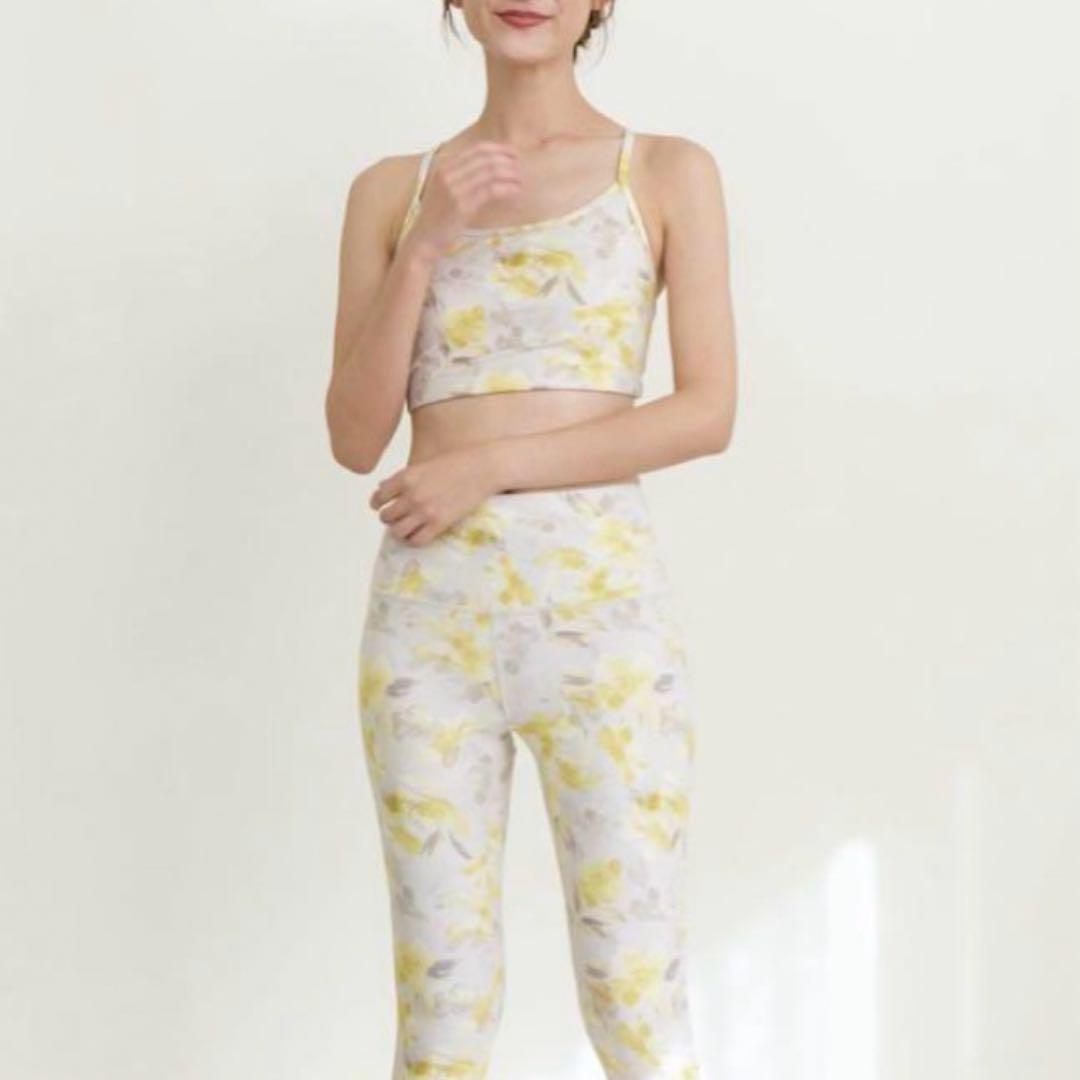 美品★ラバ★LAVA★ヨガウェア上下セット★M★フラワープリント★イエロー
