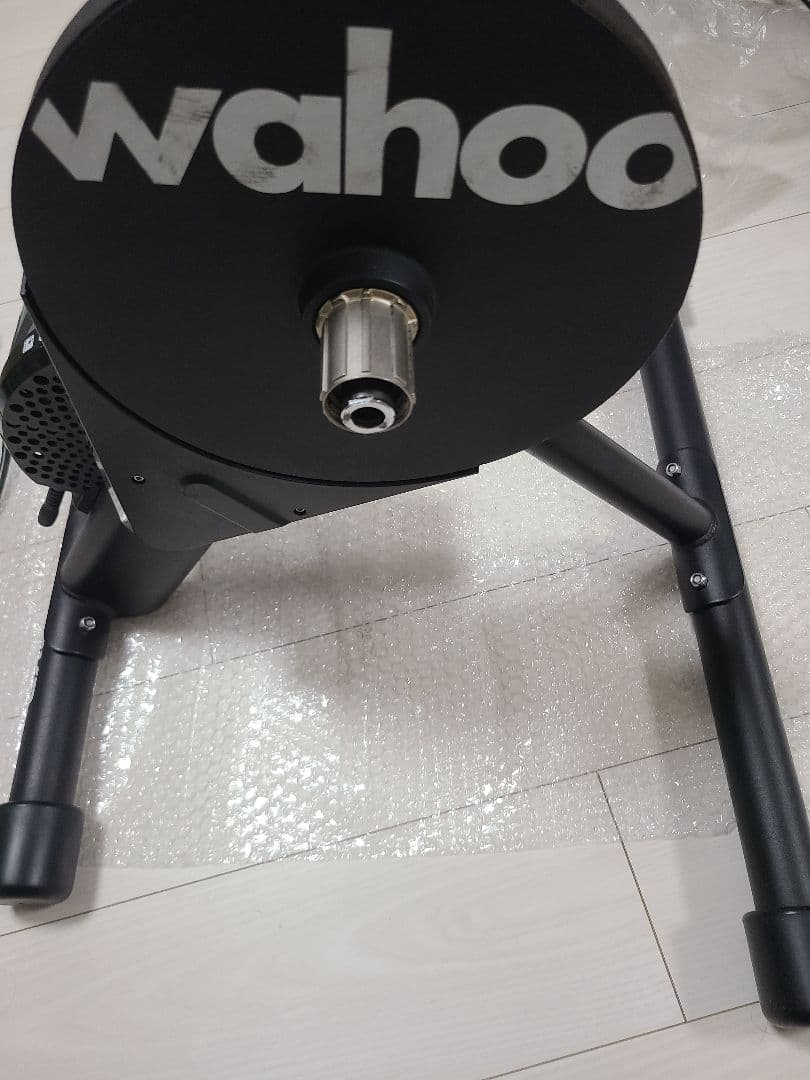 Wahoo Kickr 固定ローラー　ant+ドングル付属