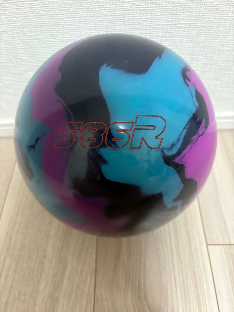 900global レブマトリックス　15P ボウリングボール