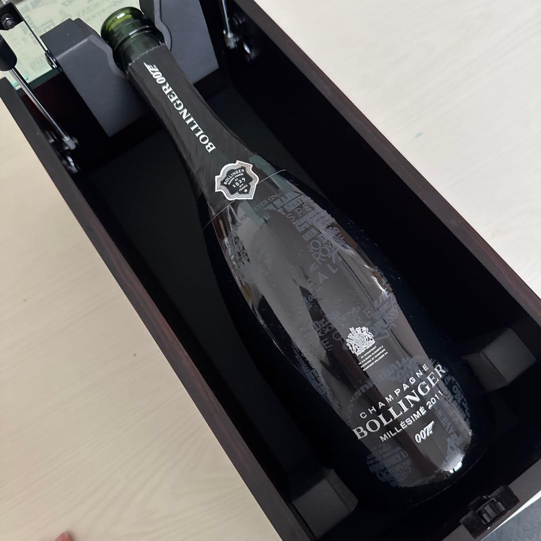 Bollinger 2011 シャンパン 007 特別版 特別ケースと空き瓶