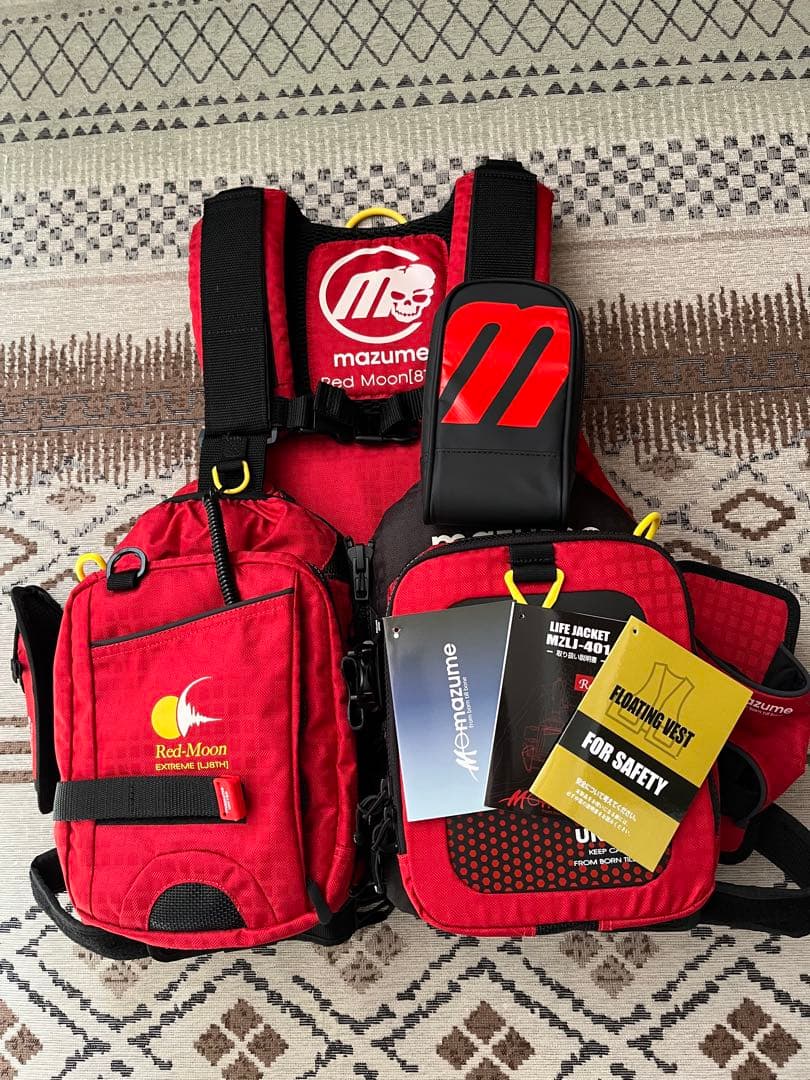 【未使用】mazume レッドムーンライフジャケットVIII MZLJ-401