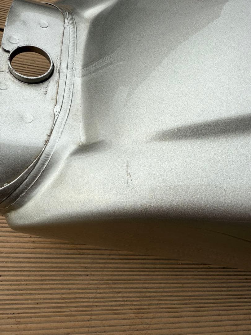 ヤマハ TW タンク シルバー