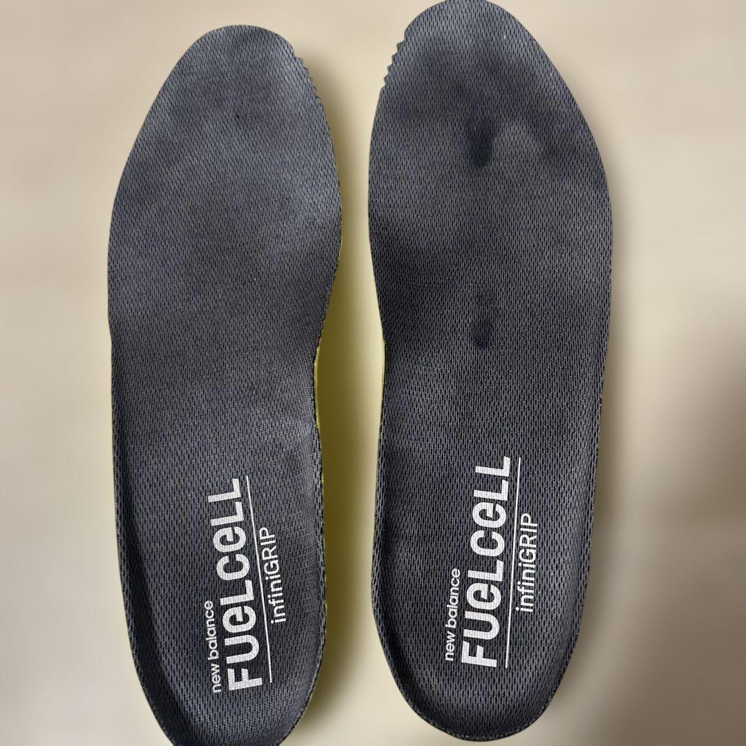 ニューバランス FuelCell BOA スパイクレス ゴルフシューズ