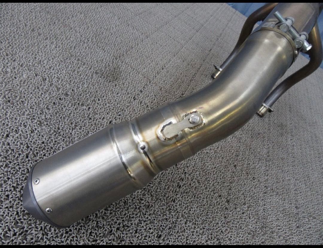 ZX25R Austin Racingマフラー