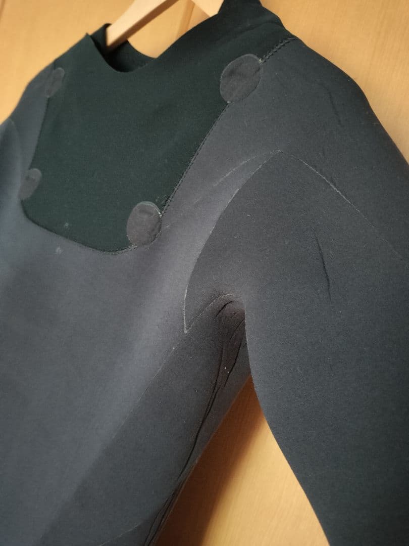 美品　BEWET ウェットスーツ