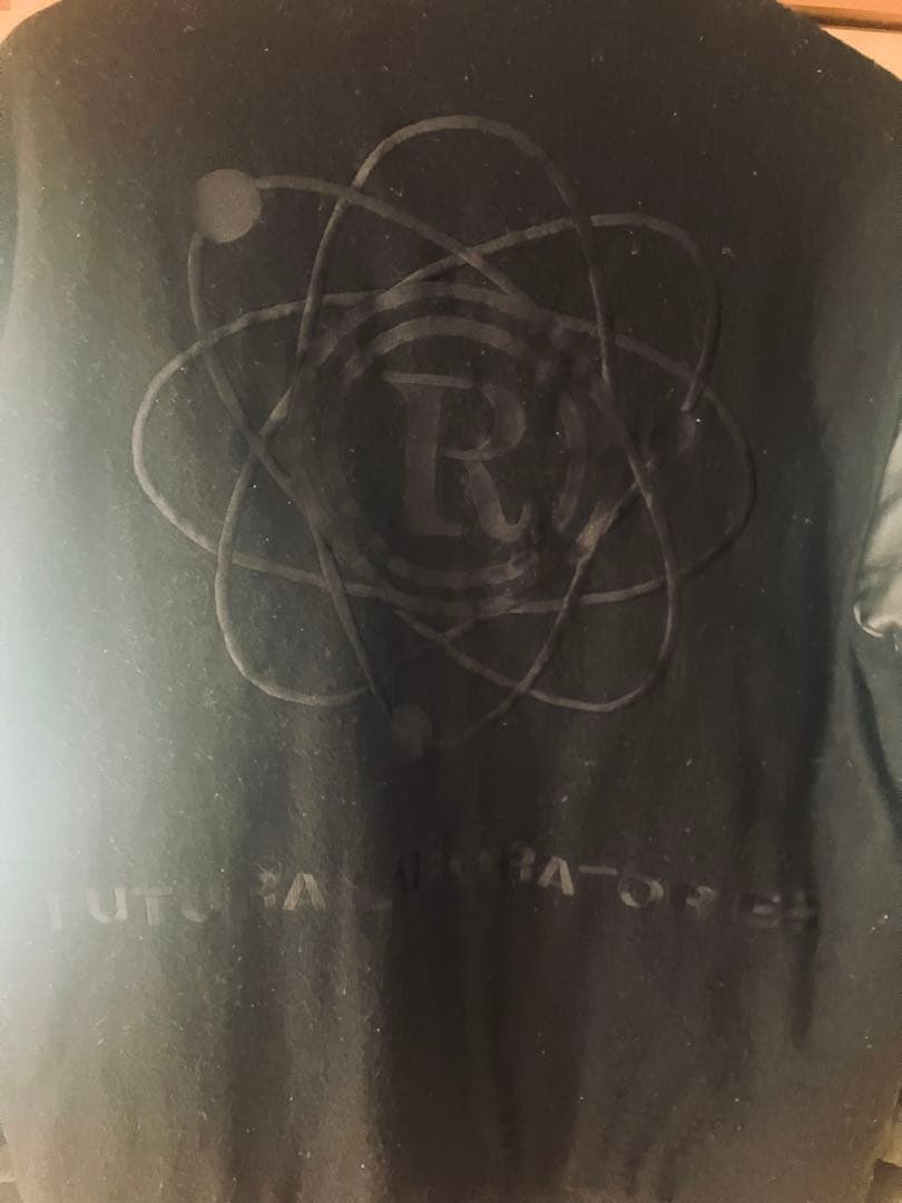 futura スタジャン ブラック 限定99枚 99と刺繍ロゴ付き