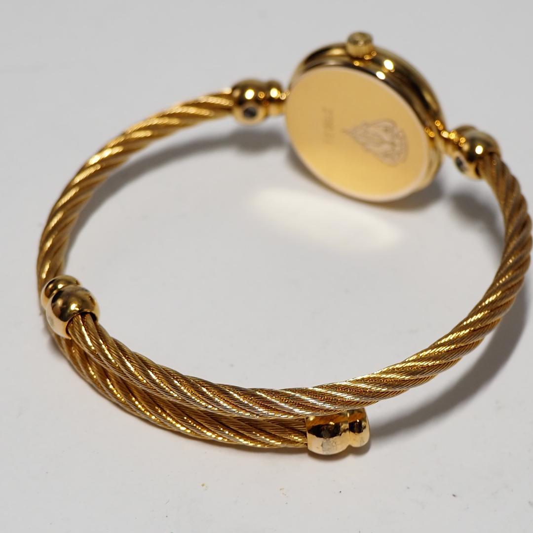 美品 グッチ GUCCI バングルウォッチ 2700L シェル 腕時計 H401