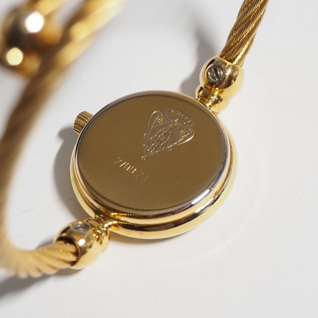 美品 グッチ GUCCI バングルウォッチ 2700L シェル 腕時計 H401