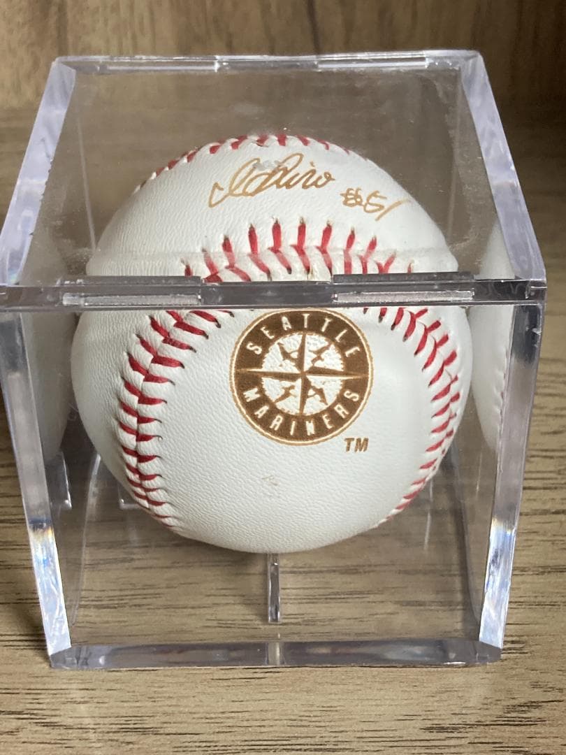 イチロー レプリカシグネチャーサインボール