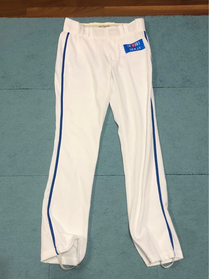 外崎修汰　支給品　マジェスティック　ユニホームパンツ　西武ライオンズ
