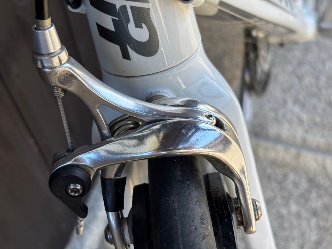 ロードバイクデビューに！ジャイアント　デファイ　giant DEFY3 ホワイト