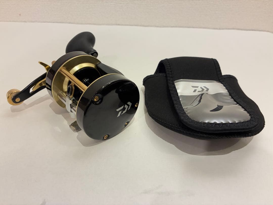 ダイワ DAIWA 17 シーホーク 300遠投｜使用少｜ベイトリールカバー付