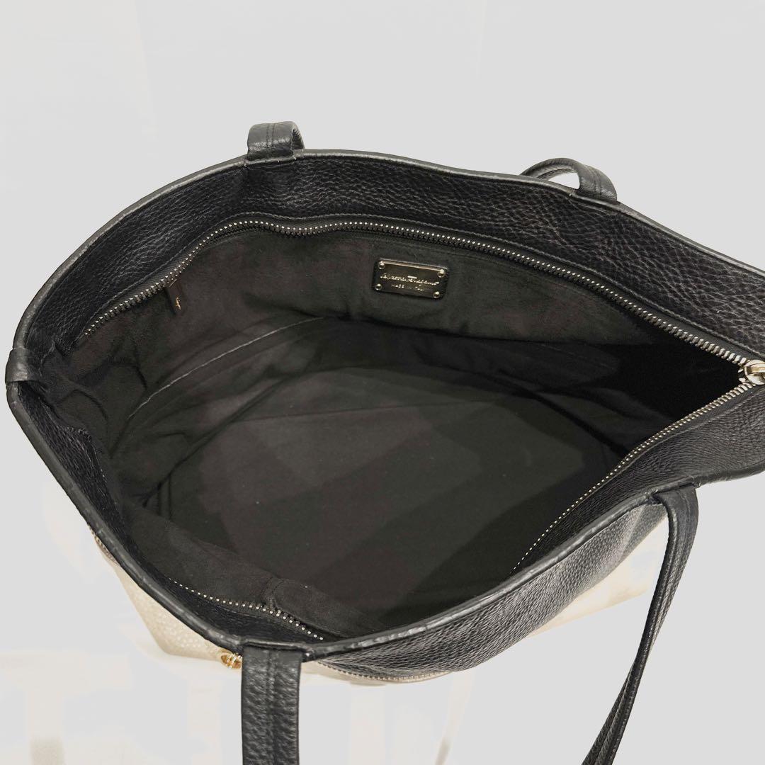 フェラガモ トートバッグ ガンチーニ バイカラー レザー A4可