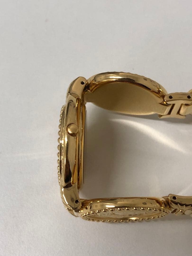 GIANNI VERSACE ゴールドメダリオン時計【不動】