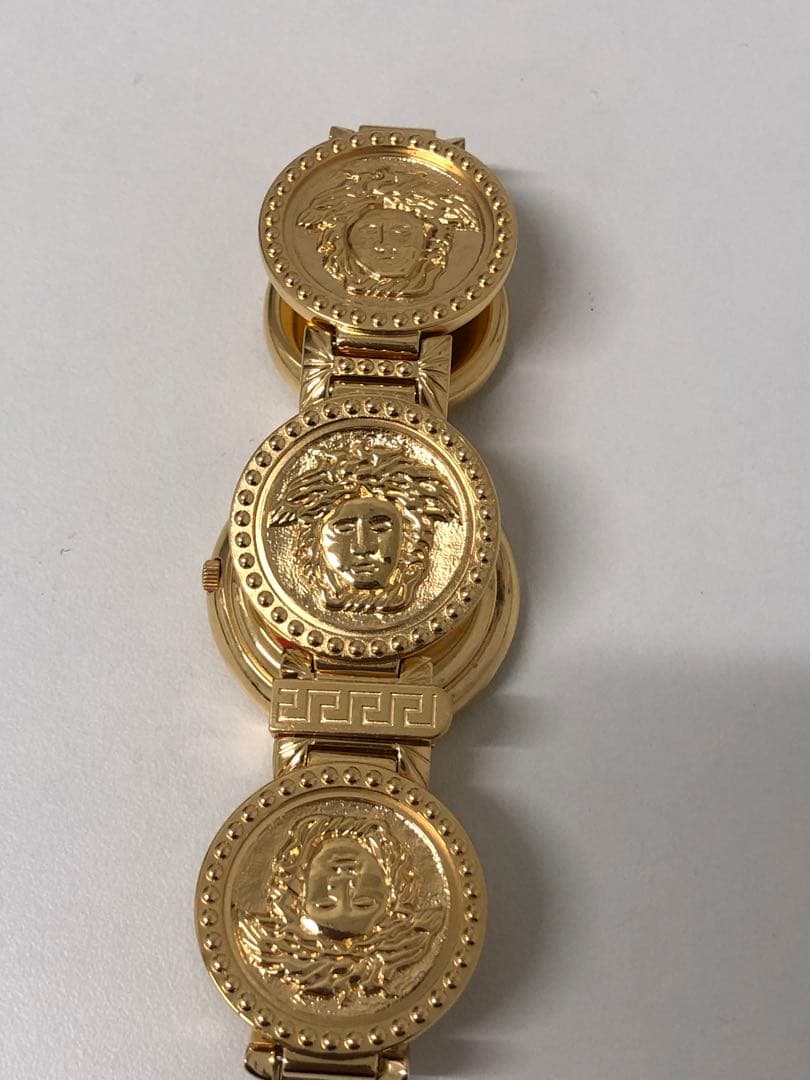GIANNI VERSACE ゴールドメダリオン時計【不動】