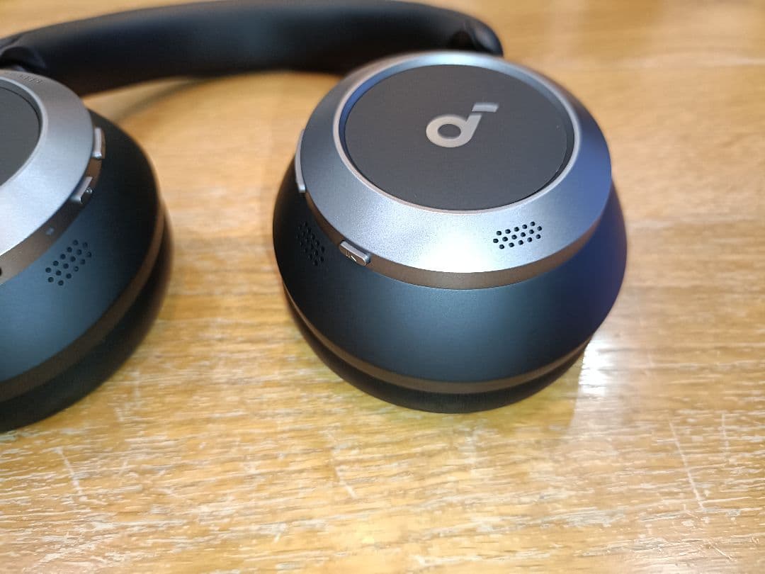 Anker Soundcore Space One Pro ブラック