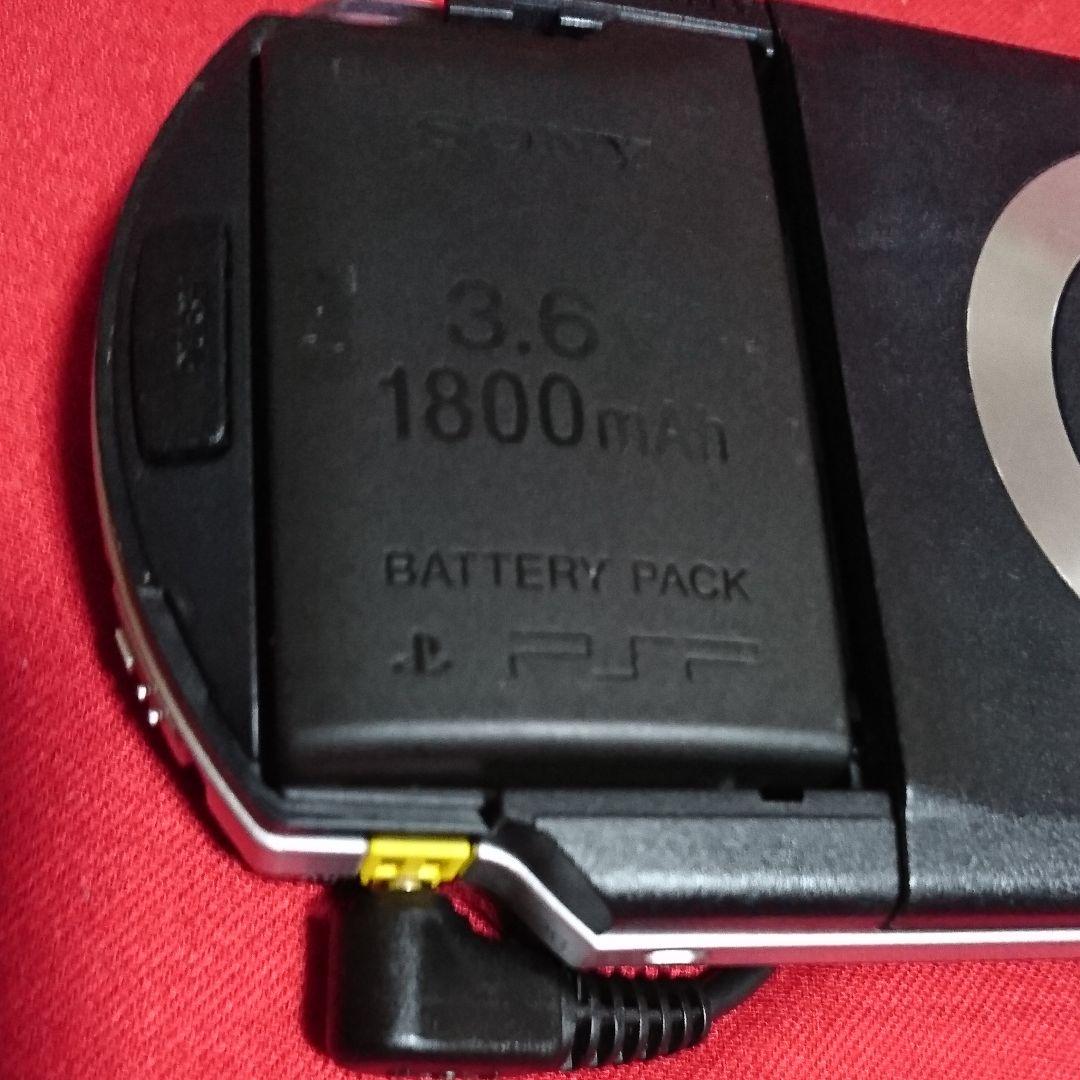 1211《PSP1000  本体&アダプター&ソフト3本》中古品
