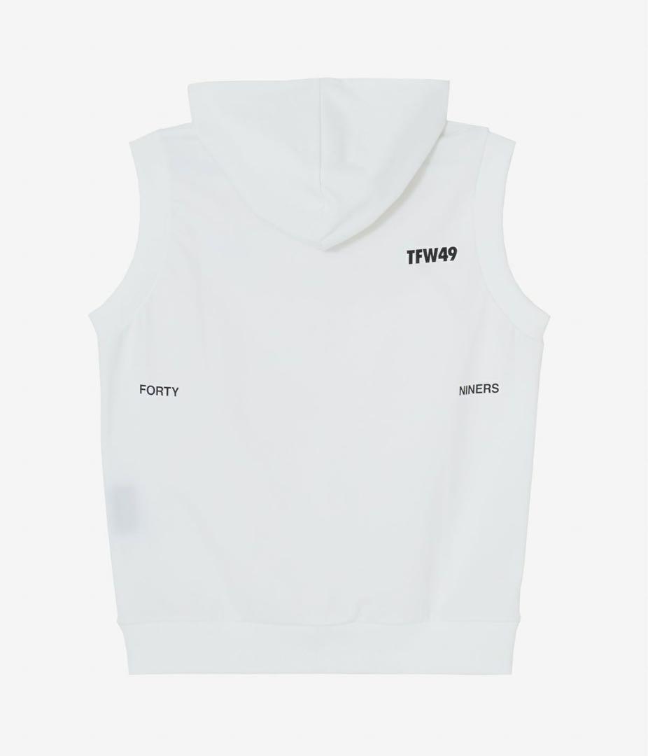 新品タグ付き⭐️2025FW新作⭐️フーディベスト⭐️ホワイト