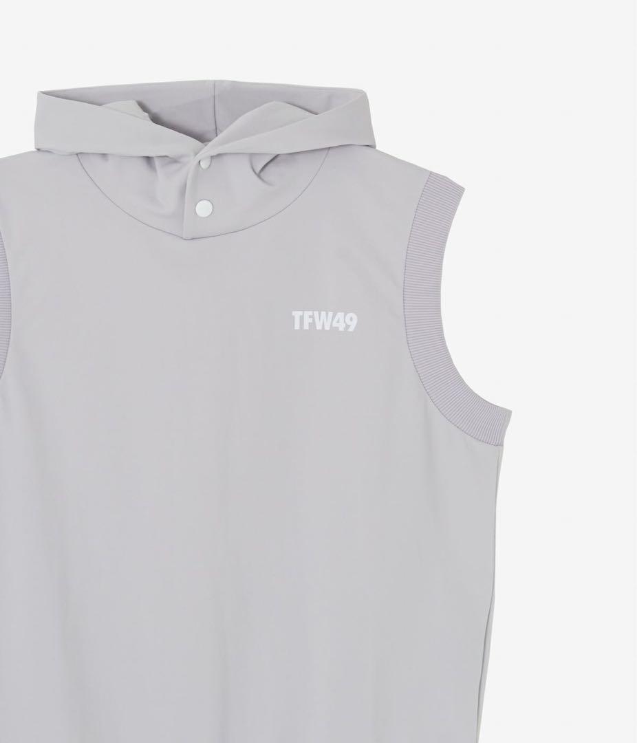 新品タグ付き⭐️2025FW新作⭐️フーディベスト⭐️ホワイト