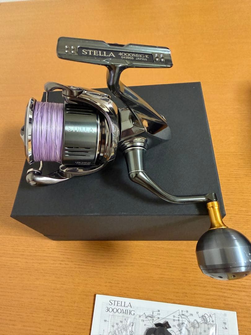 22ステラ4000MHG スピニングリール