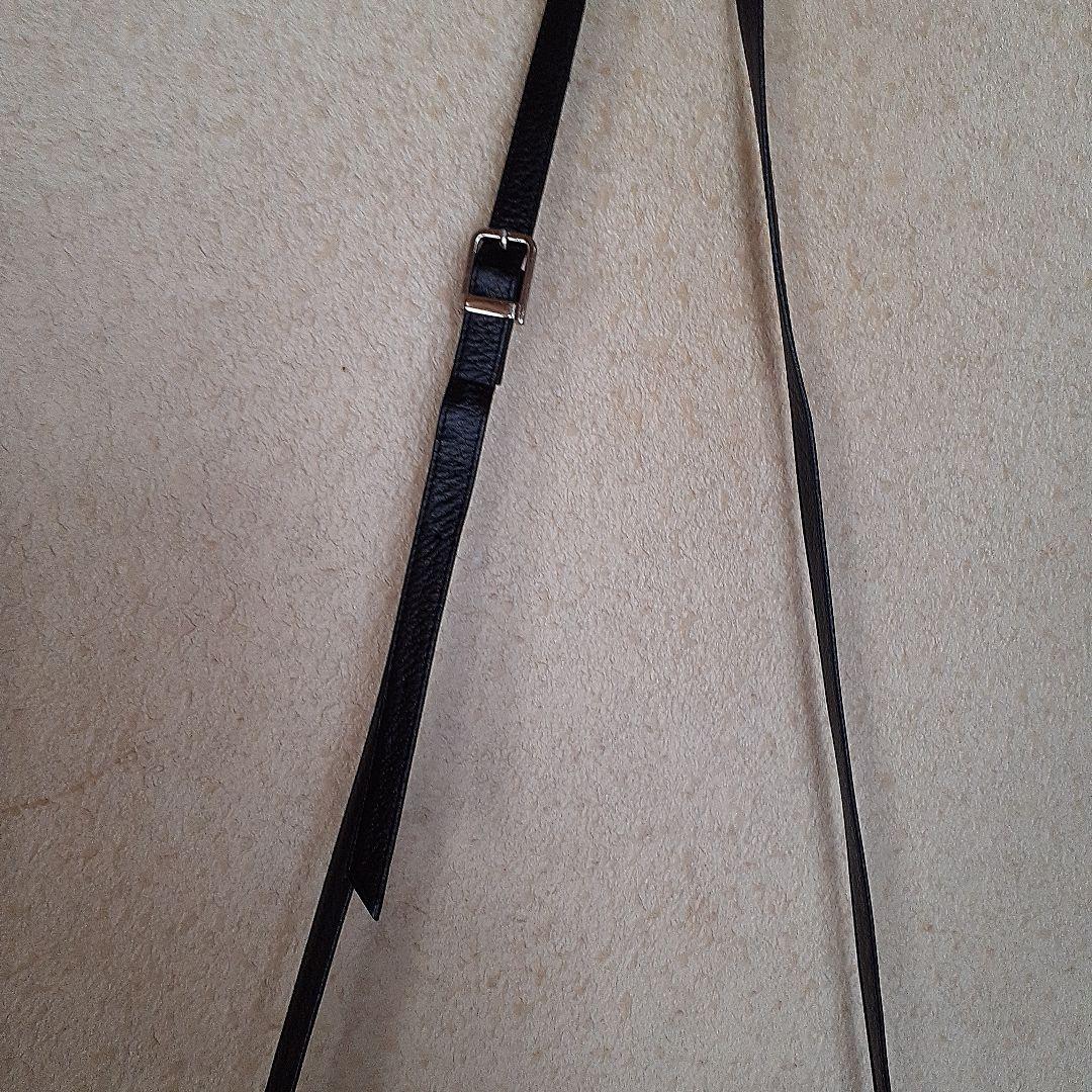 赤いクロコダイル風ショルダーバッグ