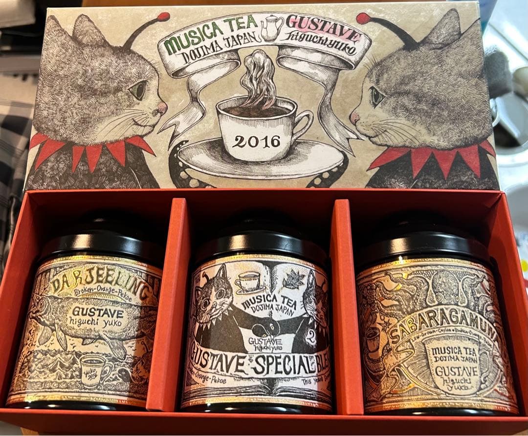 ギュスターヴくん紅茶缶&箱 「ヒグチユウコ×ムジカティー」GUSTAVE2016