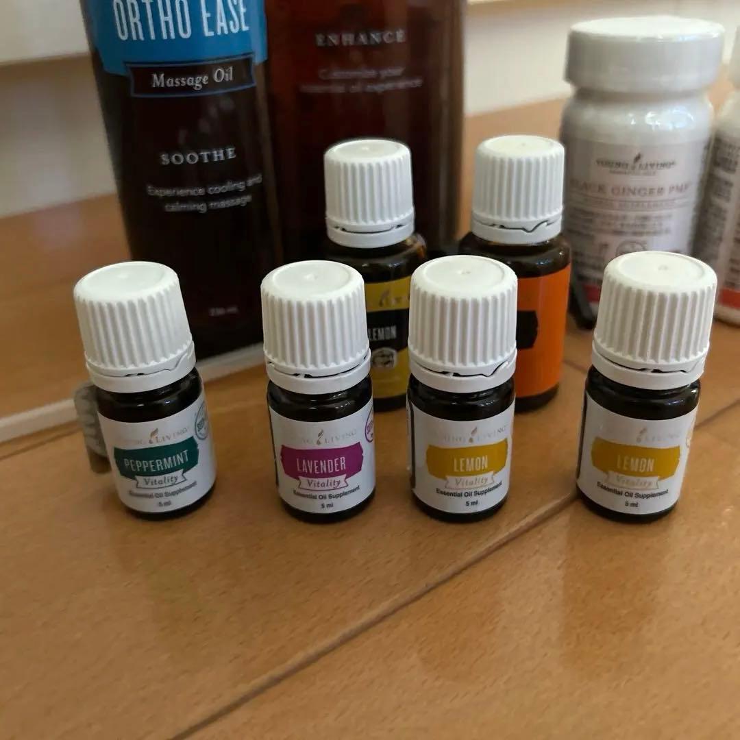 【新品】ヤングリビング エッセンシャルオイル＋マッサージオイル＋サプリ正規品