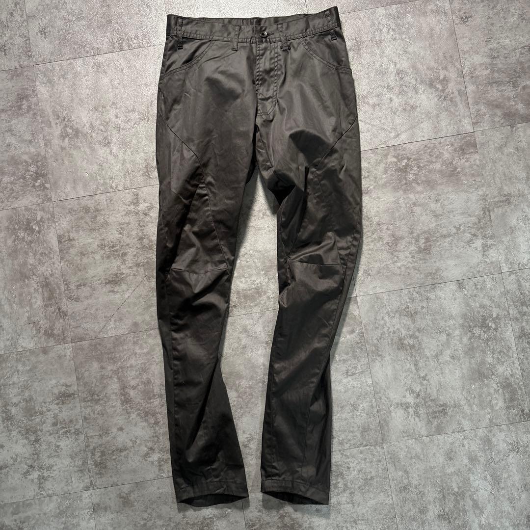 極美品　julius アークドパンツ　バナナパンツ　ダークウェア　リック　アン