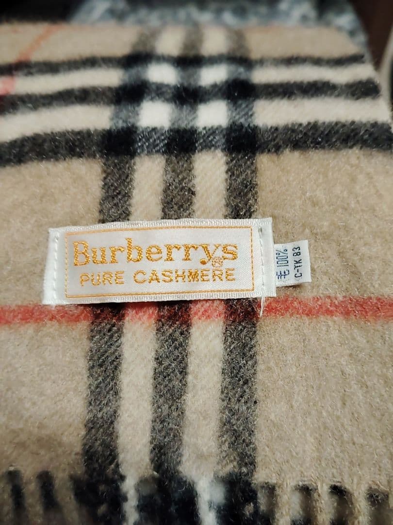レディース、メンズ用BURBERRY Sマフラー ピュアカシミア100%です