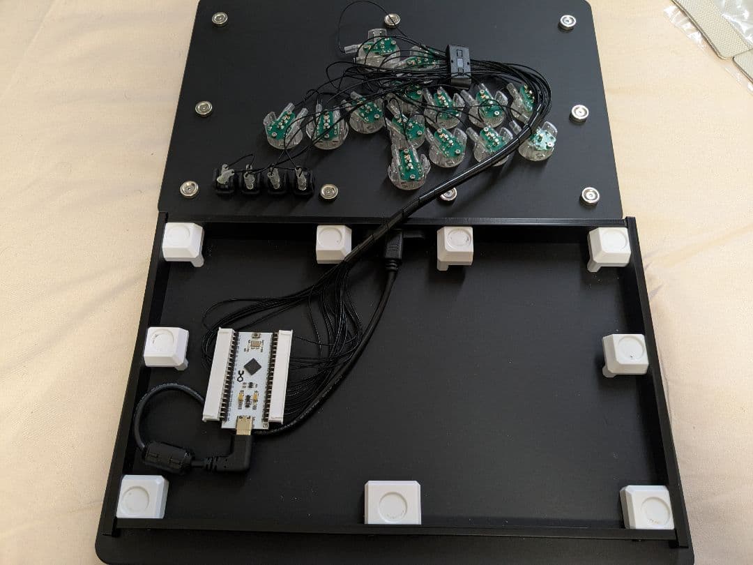 PUNK WORKSHOP レバーレス　新Blazeボタン換装済