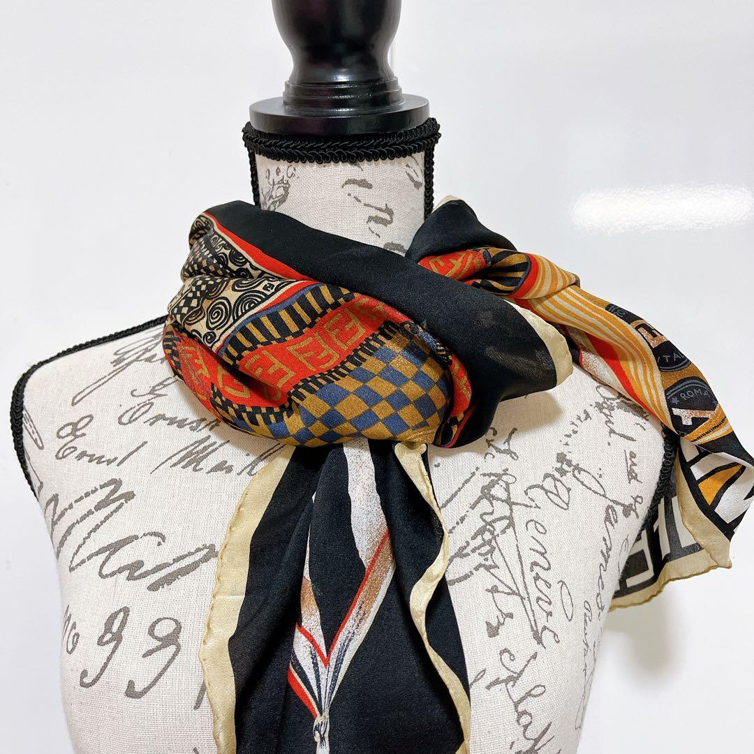 【極美品】フェンディ 大判スカーフ ストール シルク100% マルチカラー