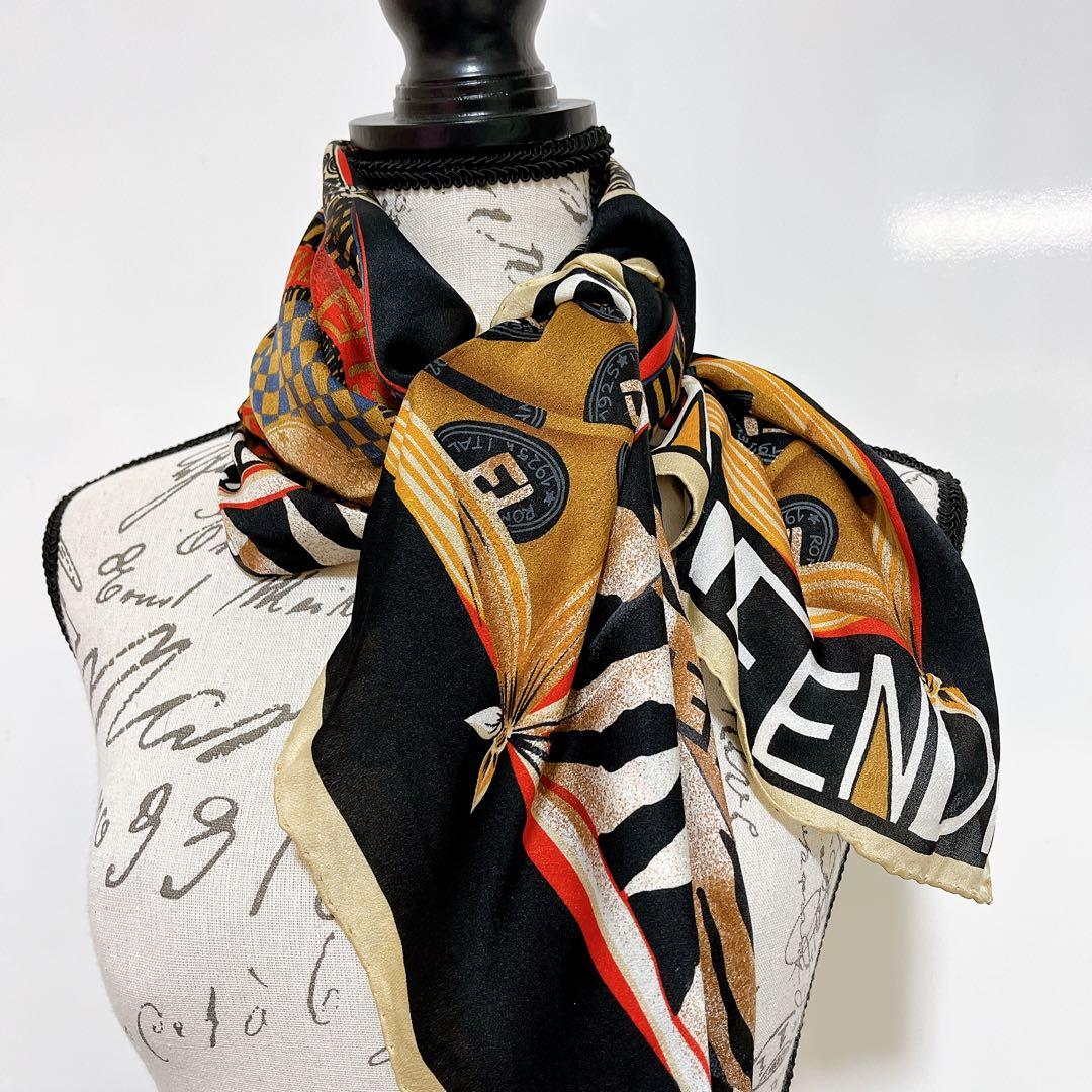 【極美品】フェンディ 大判スカーフ ストール シルク100% マルチカラー