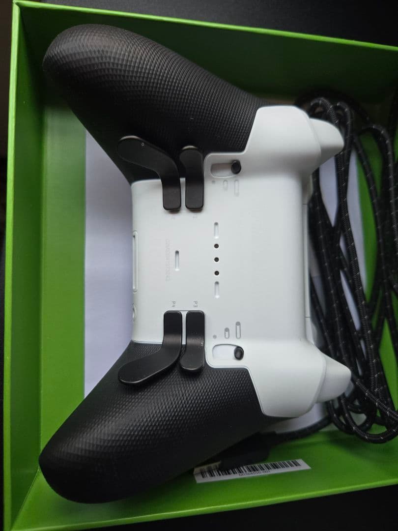 Xbox Elite ワイヤレス コントローラー Series 2 Core …