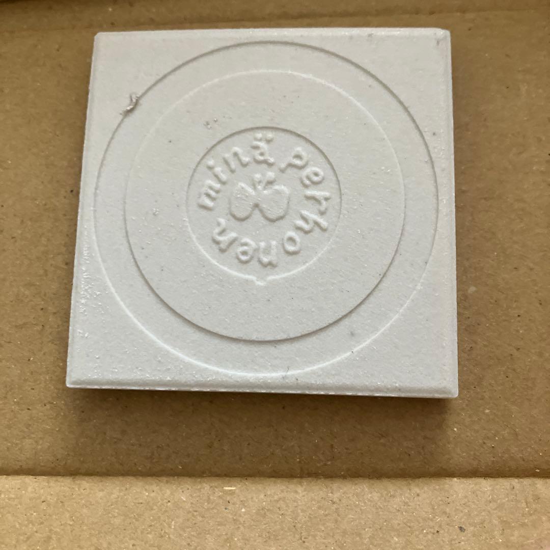 ミナペルホネン　タイル