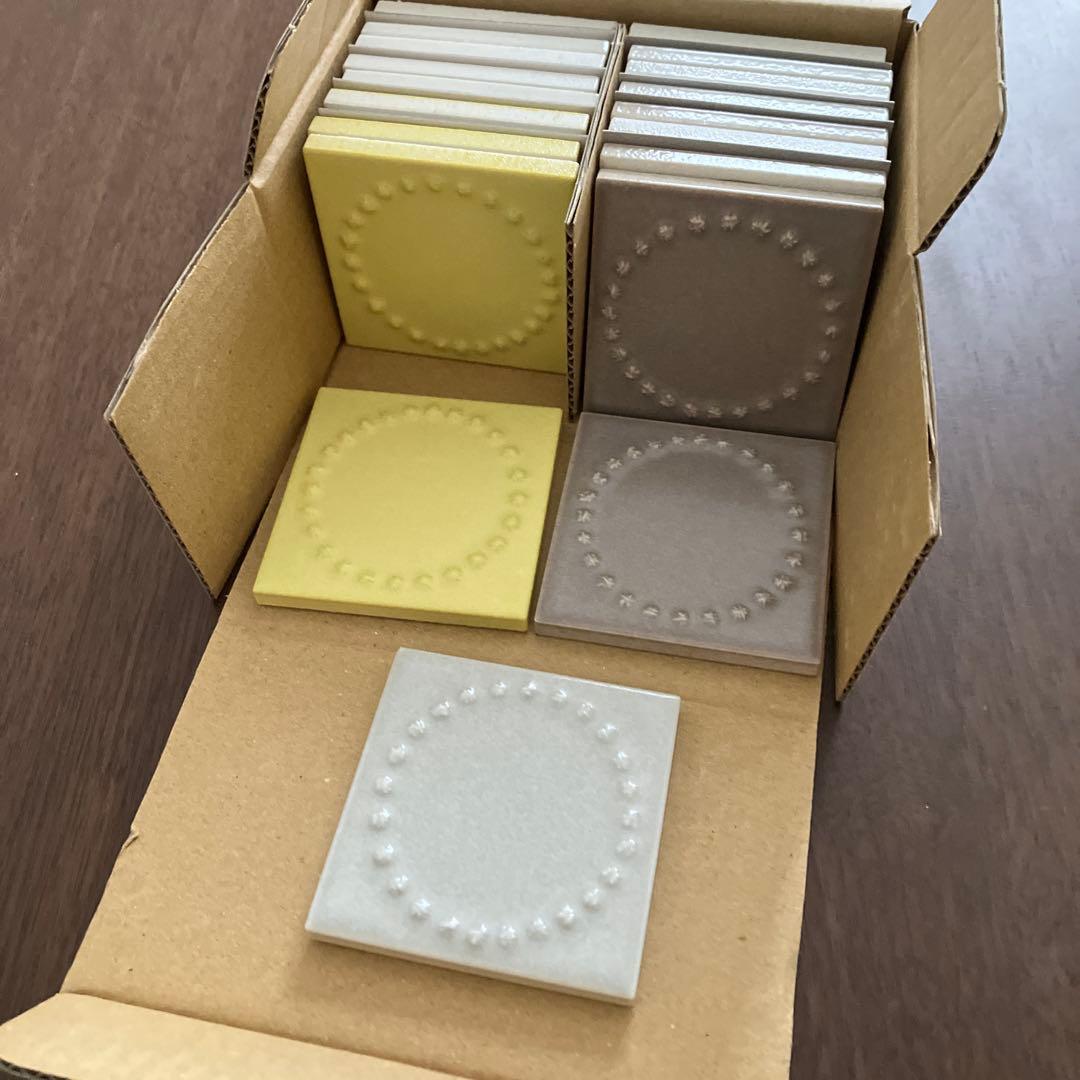 ミナペルホネン　タイル