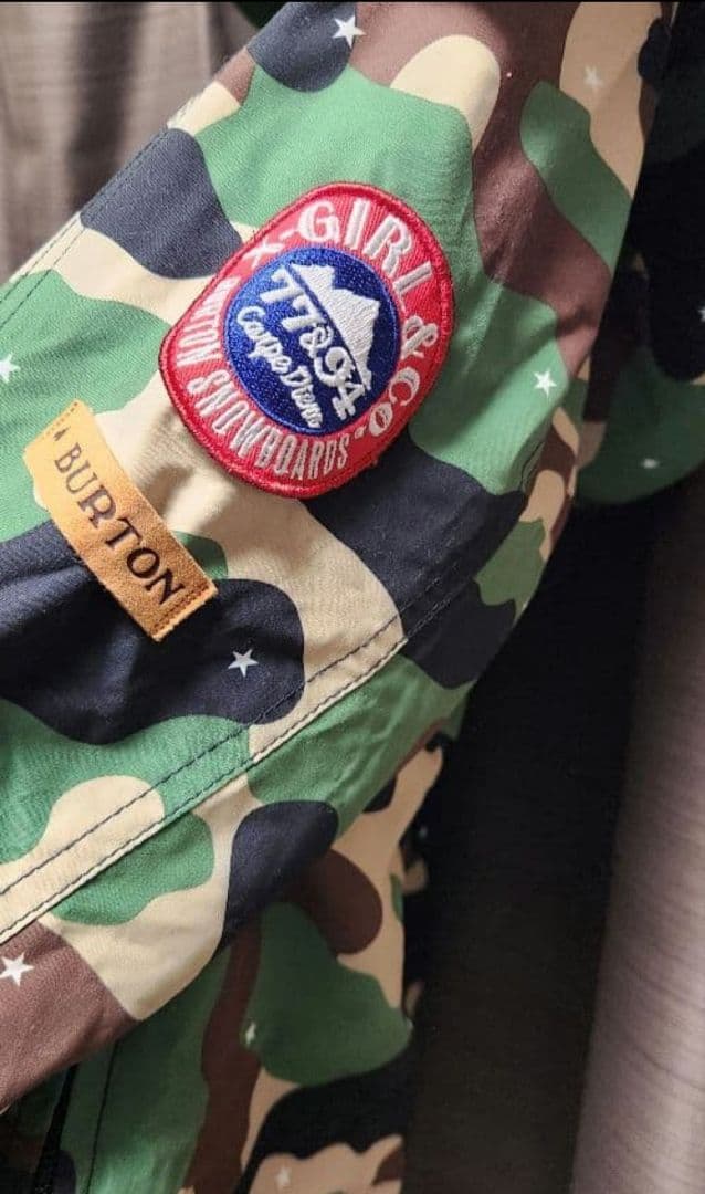 BURTON×X-girl 迷彩柄 スノーボードウエア Sサイズ