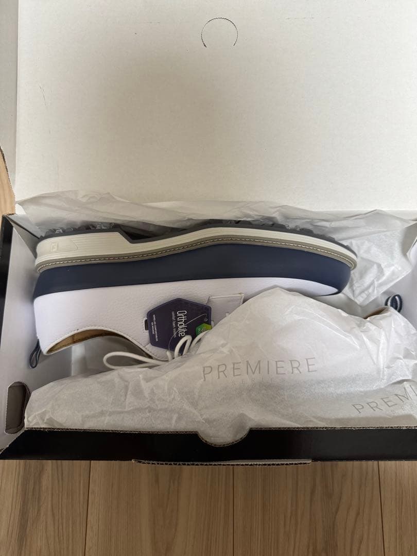 フットジョイ 2024 Premiere Series ネイビー　本革