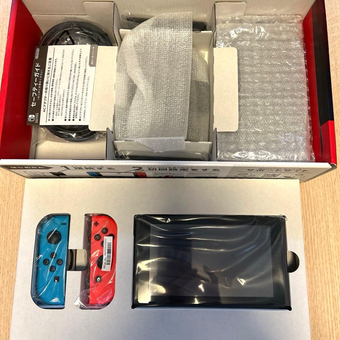 R Ｆ⭐︎ Nintendo Switch 本体 青/赤 Joy-Con付