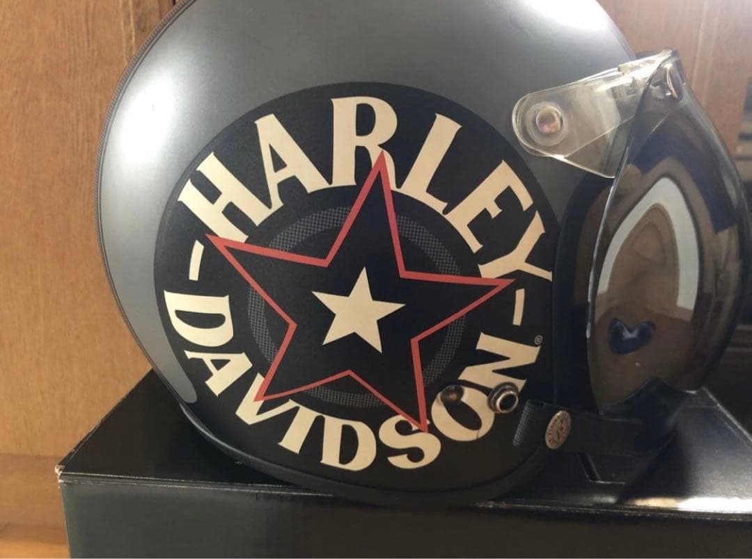 ハーレーダビッドソン　Arai バイクヘルメット (インカムは付属しません。)