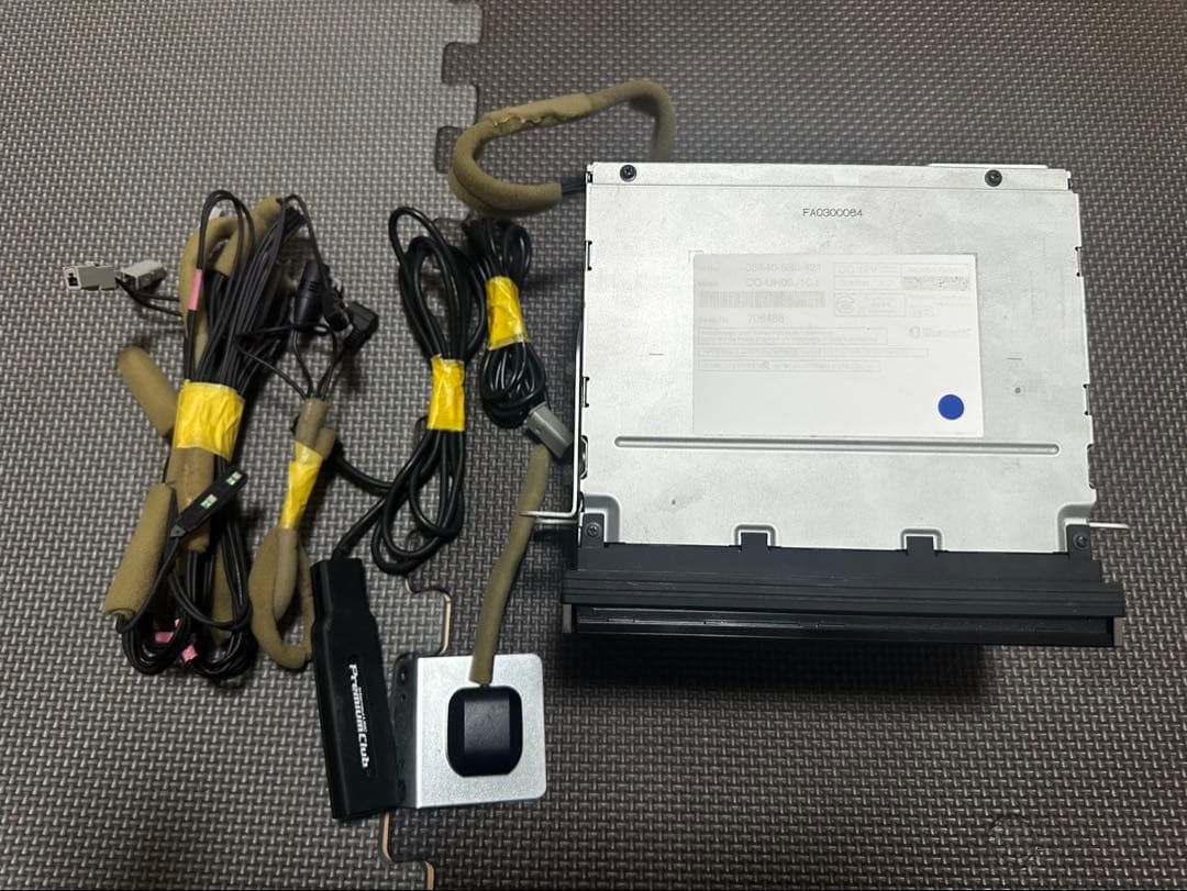 Gathers 純正ナビ　VXM-145VFI セキュリティーコード有り