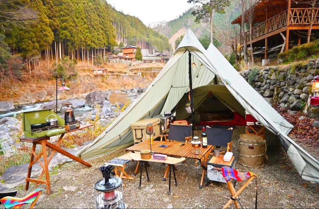 ナショナルジオグラフィック×鎌倉デザイン　ハイドアウト　ツーポール　シェルター