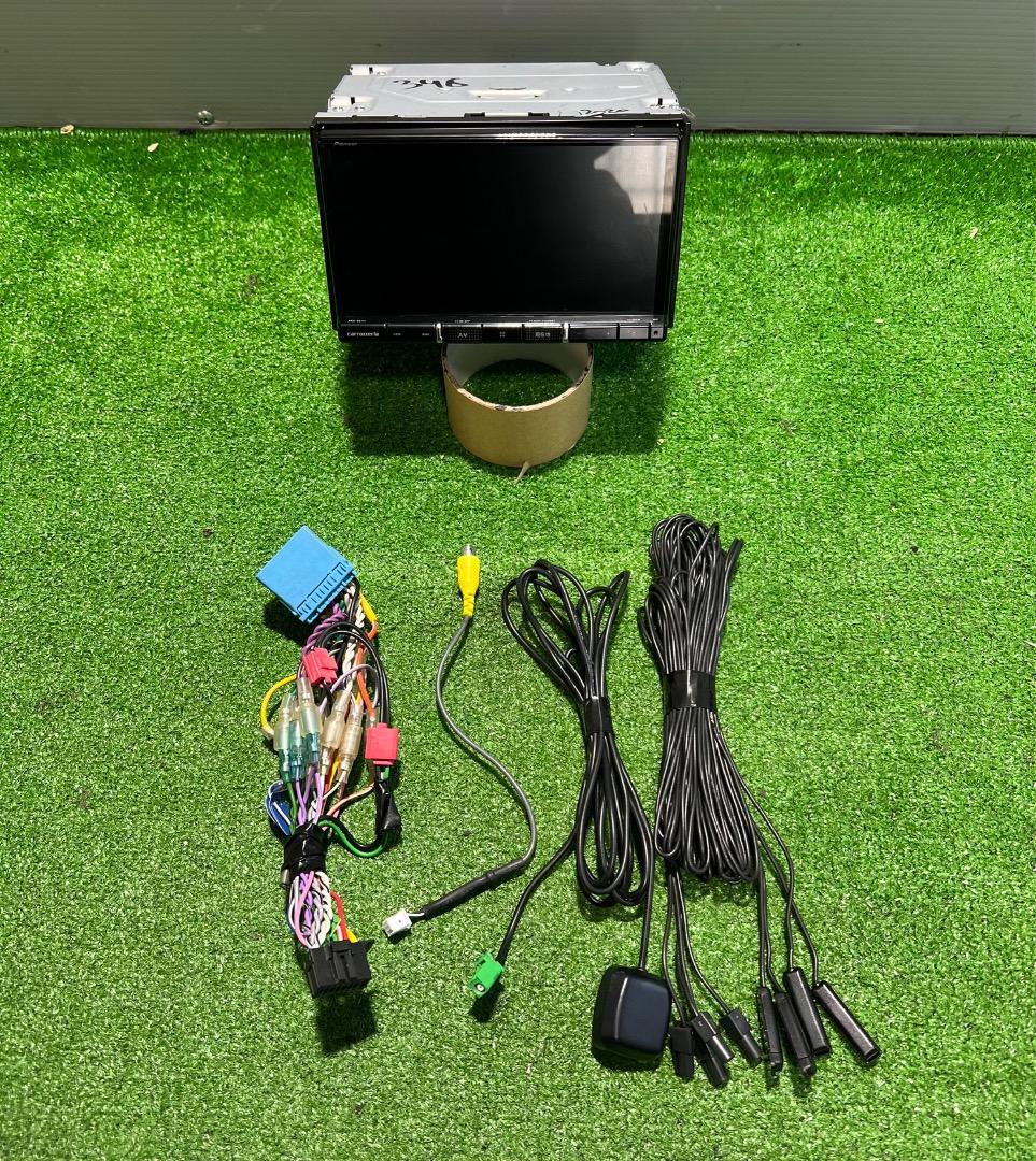 カロッツェリアカーナビ　楽ナビ　AVIC-RZ711 2020 フルセグメント